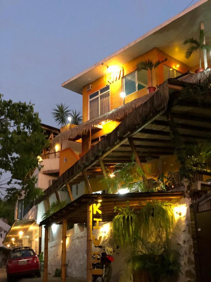 Kiwi Suites Hostel Монтаньита Экстерьер фото